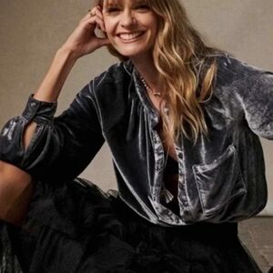 Anthropologie Pilcro Dark Gray FEMME Velvet Long Sleeve Buttondown Top M